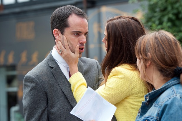 Mercedes tries to calm Browning down