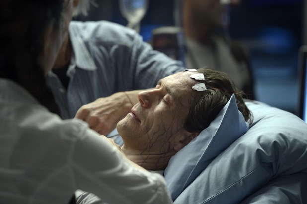 Helix S01E03: 'Single Strand'
