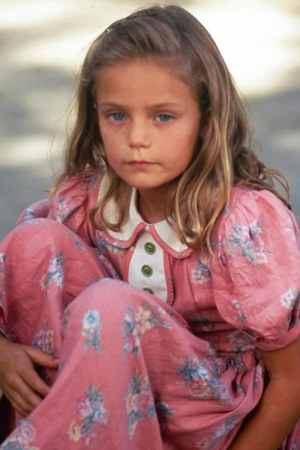 Tom Hanks, Robin Wright, more: Forrest Gump stars then & now - Movies Feature - Digital Spy