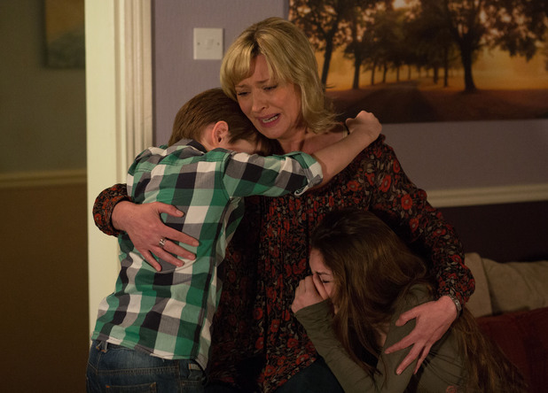 Jane comforts a devastated Bobby and Cindy