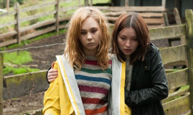 Emily Browning & Juno Temple in Magic Magic (2013)