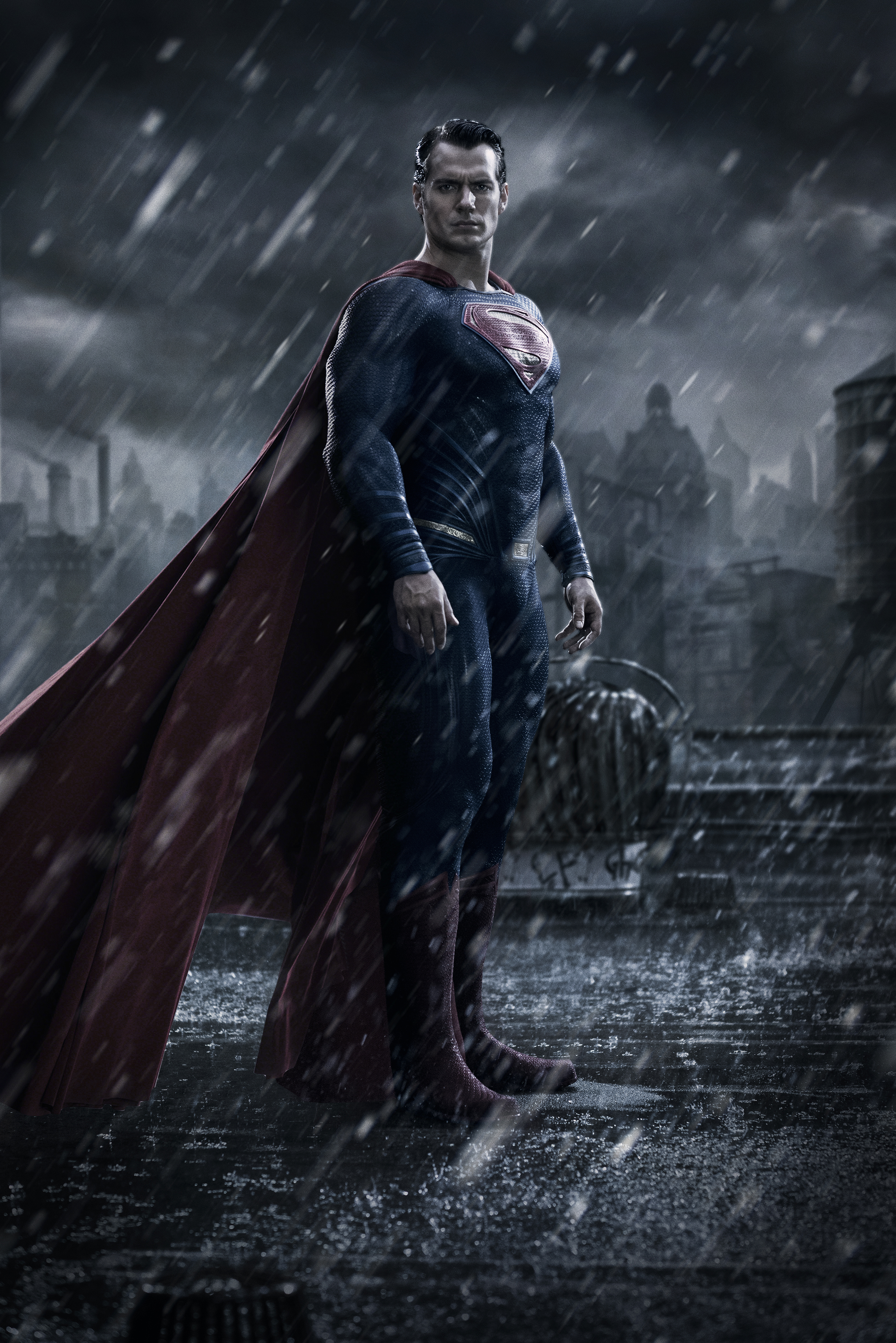 http://i1.cdnds.net/14/27/movies-henry-cavill-batman-v-superman-dawn-of-justice-hi-res.jpg