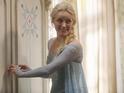 Residents of Storybrooke can be seen reacting to the presence of Frozen's Elsa.