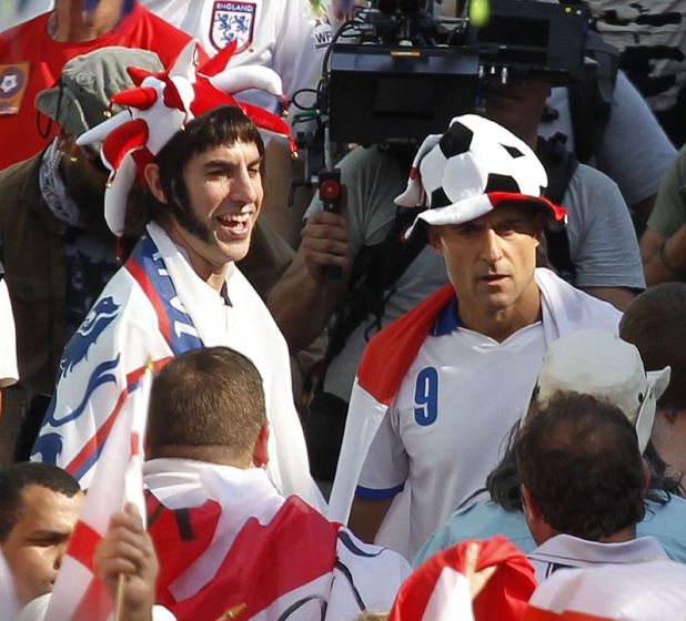 'Grimsby' on set Filming, Cape Town, South Africa - 17 Aug 2014Sacha Baron Cohen and Rebel Wilson kiss
17 Aug 2014