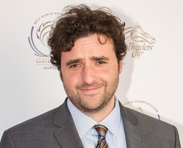 David Krumholtz to play 72-year-old grandma in IFC pilot - TV News