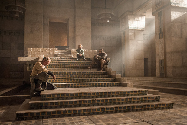 Iain Glen as Jorah Mormont, Peter Dinklage as Tyrion Lannister and Michiel Huisman asDaario Naharis in Game of Thrones S05E10