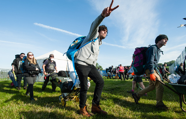 Swathes of fans arrive at Glastonbury Festival 2015