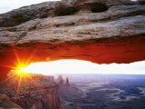 160x120 discovery sunriseearth01 