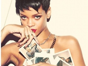 Rihanna posts lude pictures of herself on Instagram
