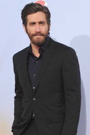 Jake Gyllenhaal dating 'Sports Illustrated' model Emily DiDonato ...