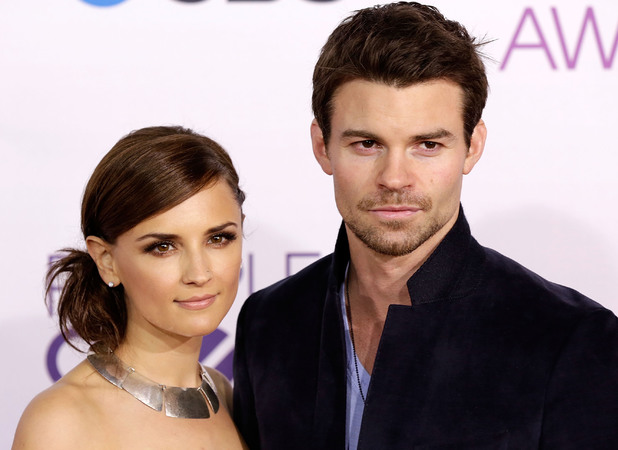 Rachael Leigh Cook, Daniel Gillies reveal baby daughter's name ...