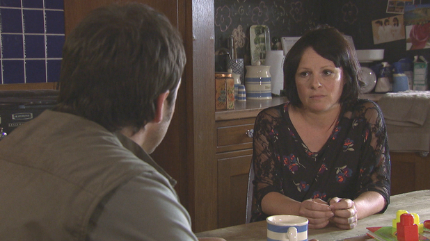 Cadno and Eifion's problems continue - Pobol y Cwm Spoiler - Soaps ...