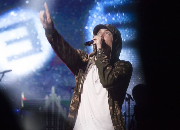 Eminem in bizarre college football appearance: 'Live TV freaks me out ...