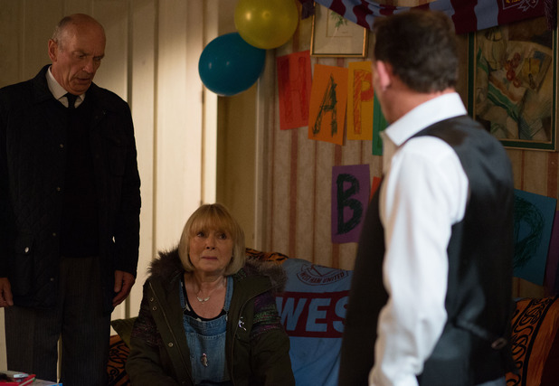 EastEnders spoiler pictures: Pam Coker shares dark secret with Billy ...