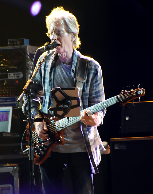 The Grateful Dead bassist Phil Lesh reveals he has been battling ...